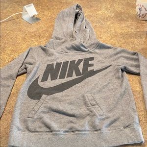 A XL kids great nike sweatshirt